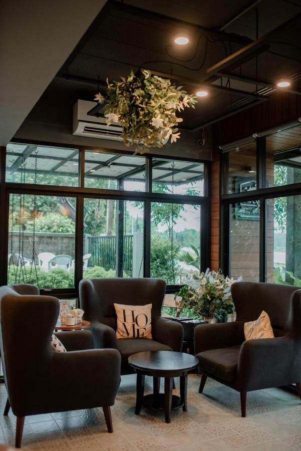 Canvas Family Home Trat Kültér fotó
